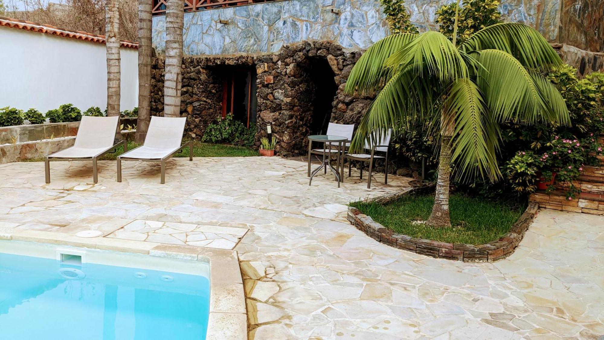 La Cueva De Villa Gardel Icod De Los Vinos Bagian luar foto